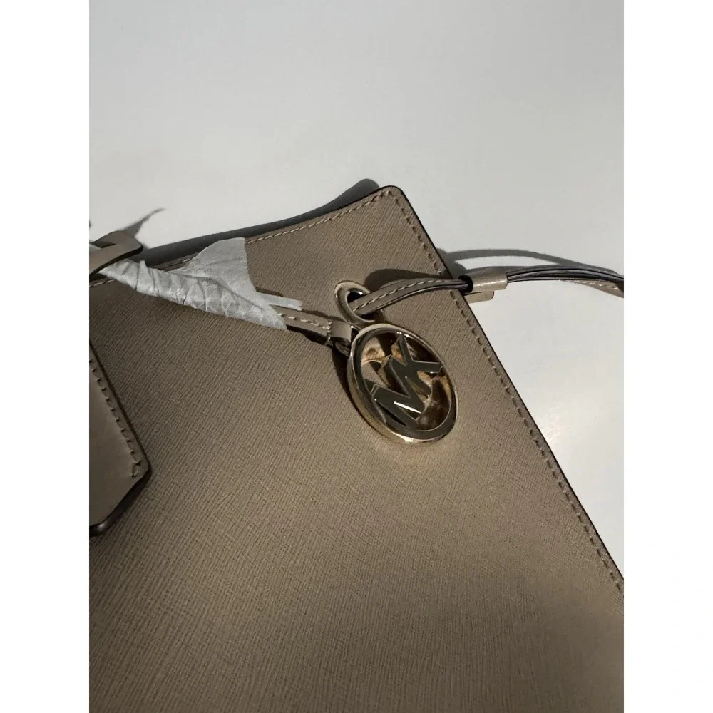Michael Kors Trista Large Drawstring Tote Shoulder Bag Purse Beige Bisque $328